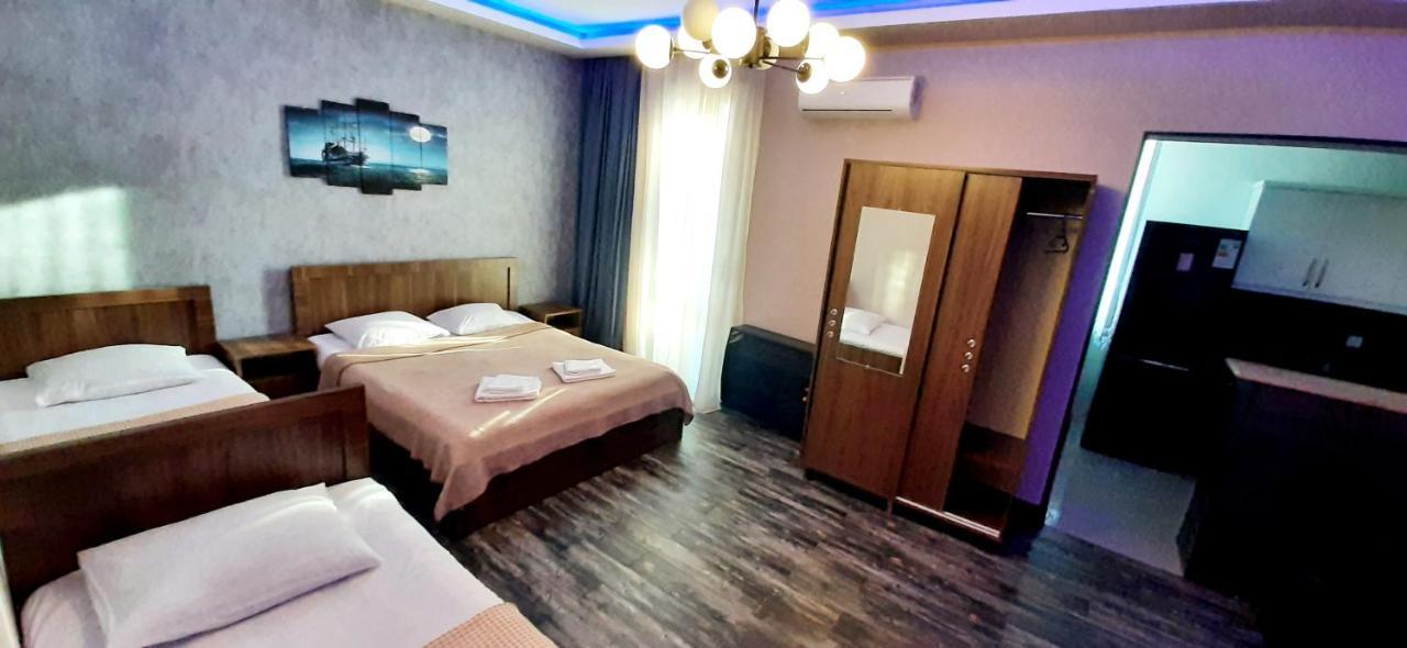 Tamazi Hotel Kobuleti Ngoại thất bức ảnh