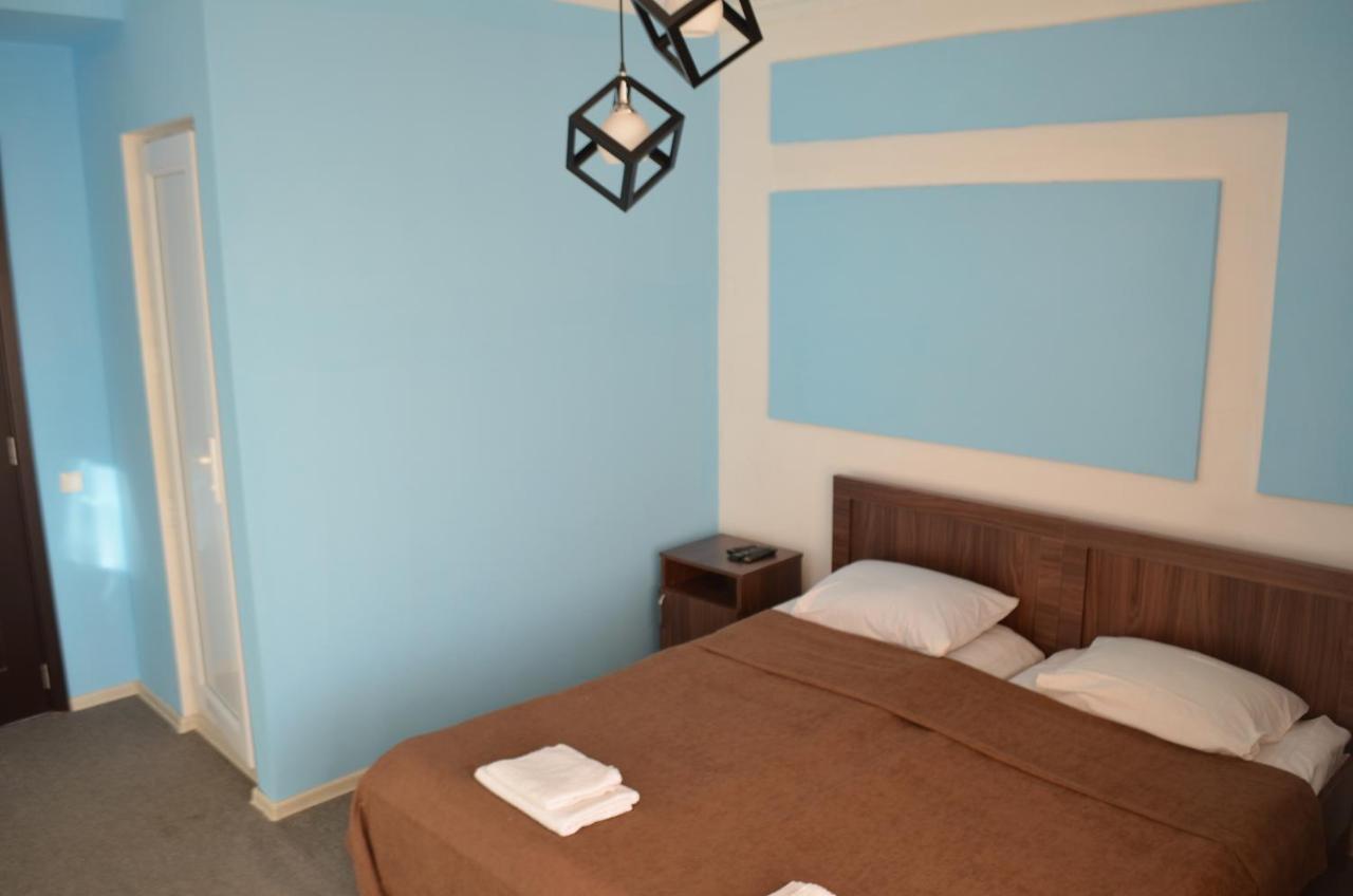 Tamazi Hotel Kobuleti Ngoại thất bức ảnh