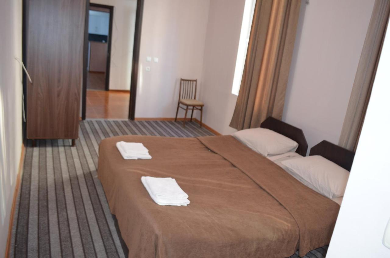 Tamazi Hotel Kobuleti Ngoại thất bức ảnh